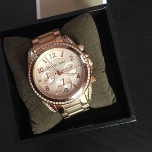 Michael Kors rose gold watch